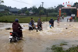 Downpours, flooding wreak havoc in northern localities