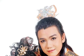 50 artists stage to celebrate 100 years of cai luong 
