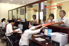 HCM City plans to pilot merit pay for workers 
