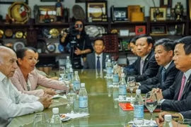 Communist Parties of Vietnam, Cuba hold 4th theoretical symposium