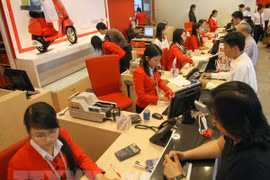Foreign banks assure continued presence in Vietnam