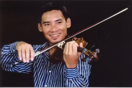 Violinist Nguyen Huu Nguyen returns to perform in Hanoi
