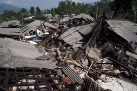 Indonesia: Earthquake leaves two dead, over 300 buildings damaged 