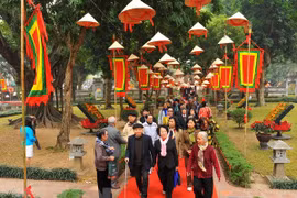 Vietnam Poetry Day experiments with new activities to attract audiences