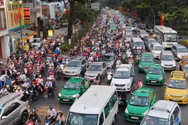 HCM City’s new programme to reduce traffic congestion