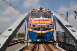North-south high-speed railway to be built elevated, under tunnel