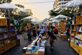Tet book fairs rake in money