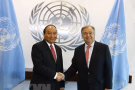 Vietnam brings into full play active role at multilateral forums