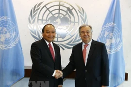 Vietnam brings into full play active role at multilateral forums
