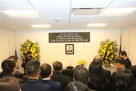 Vietnam’s mission to UN opens funeral book for President Tran Dai Quang