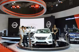Imported cars boost auto sales in October