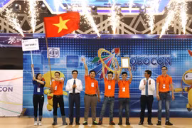 Vietnamese team triumphs at 2018 ABU Robocon contest