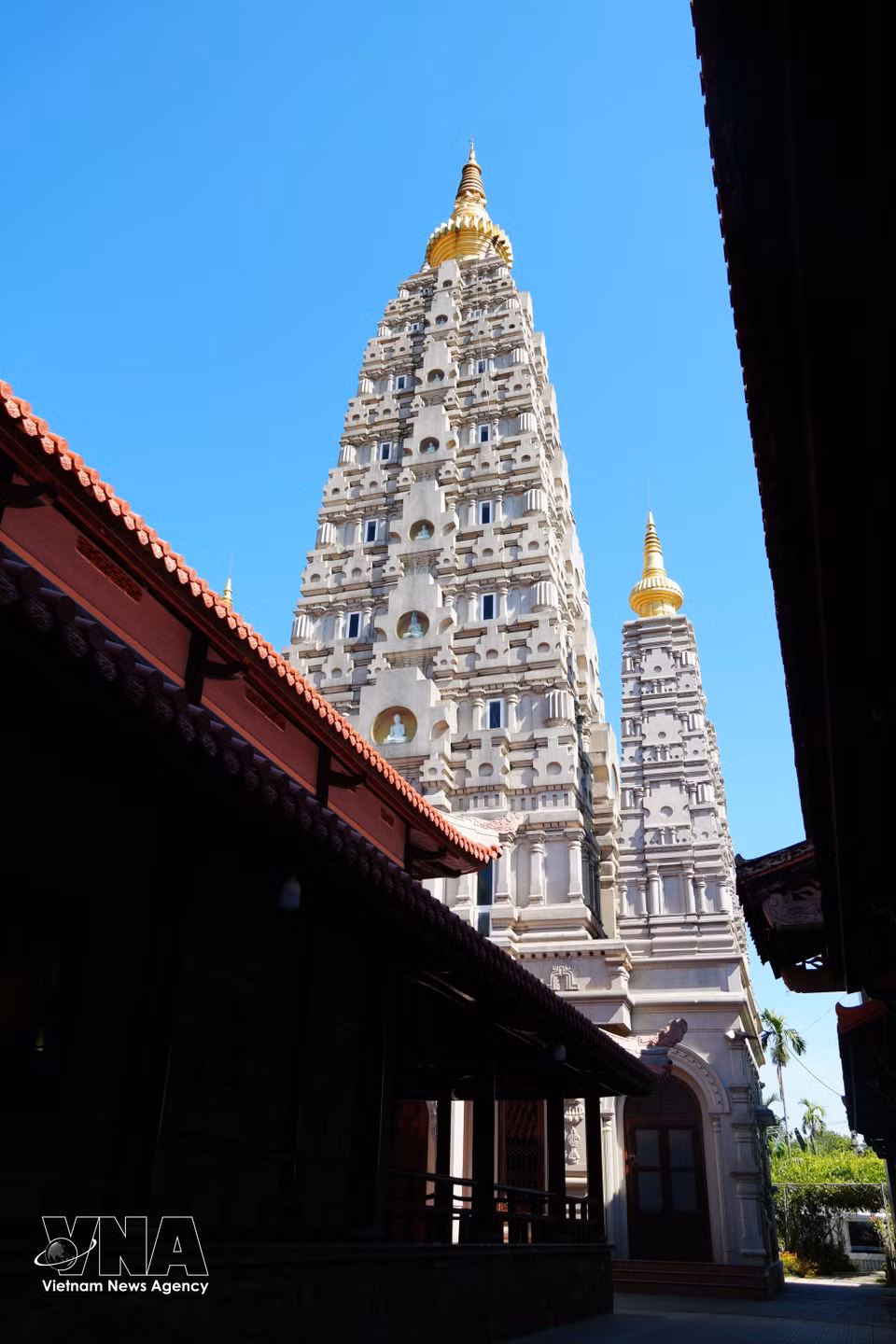 Huyen Khong Pagoda showcases a harmonious fusion of Japanese, Indian and Vietnamese architectural traditions. (Photo: VNA)