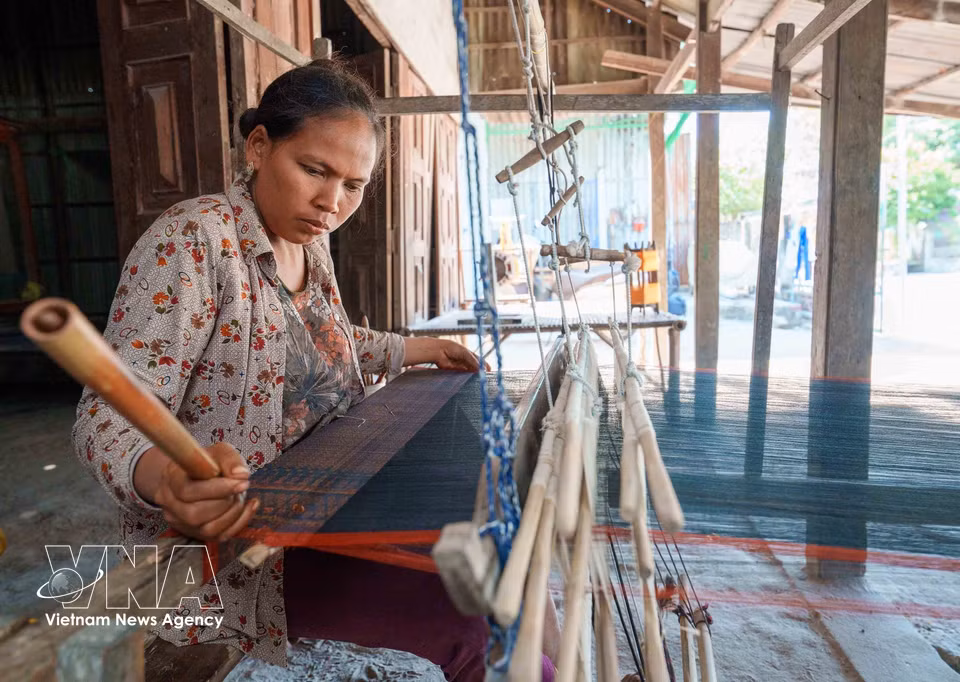 Community-based tourism models are helping preserve traditional cultural values while contributing to local economic development. (Photo: VNA)
