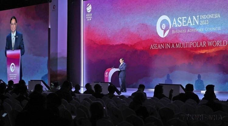 Prime Minister Pham Minh Chinh speaks at the ASEAN Business and Investment Summit (ASEAN BIS) 2023 in Jakarta, Indonesia (September 4, 2023). (Photo: VNA)
