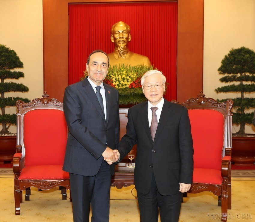 Party General Secretary Nguyen Phu Trong receives Speaker of the Moroccan House of Representatives Habib El Malki during his official visit to Vietnam (Hanoi, December 19, 2017). (Photo: VNA)