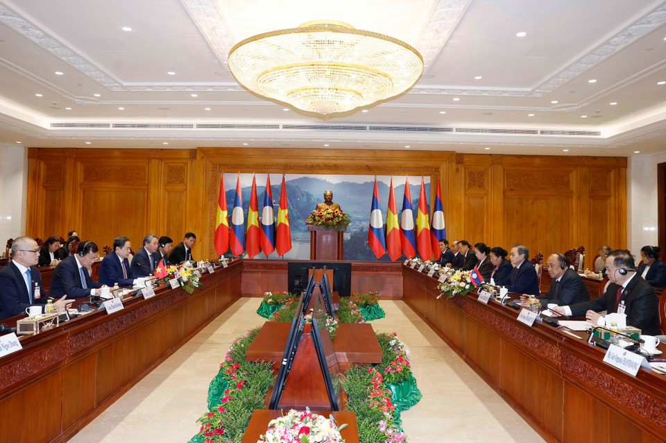 National Assembly Chairman Tran Thanh Man meets Lao National Assembly President Saysomphone Phomvihane in Vientiane on February 5, 2026. (Photo: VNA)