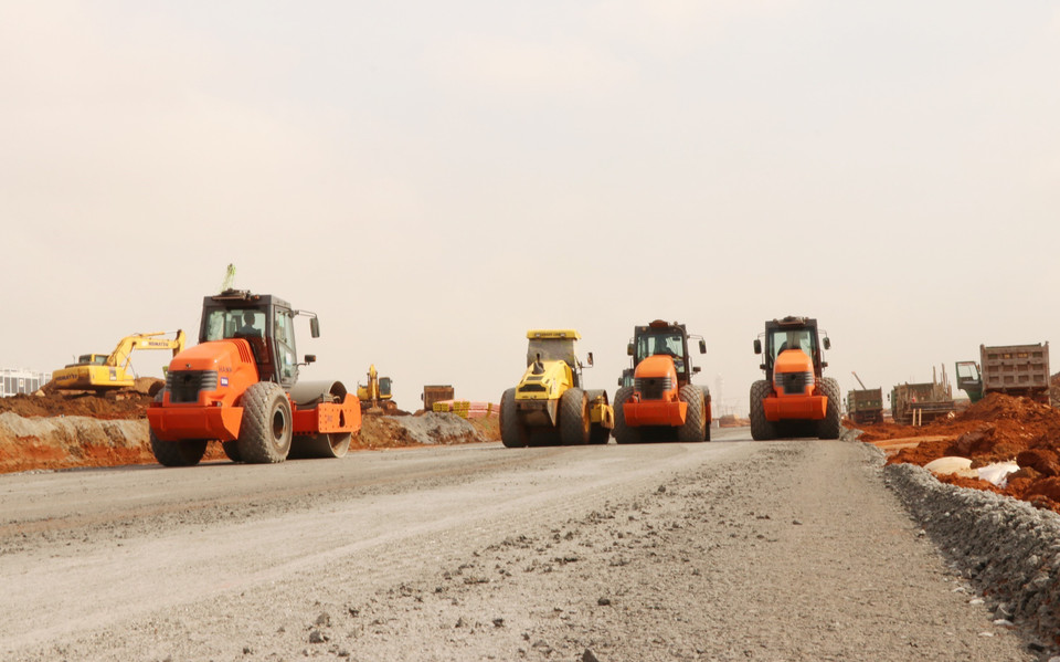 Construction of the internal airport transport system at Long Thanh Airport. (Photo: VNA)