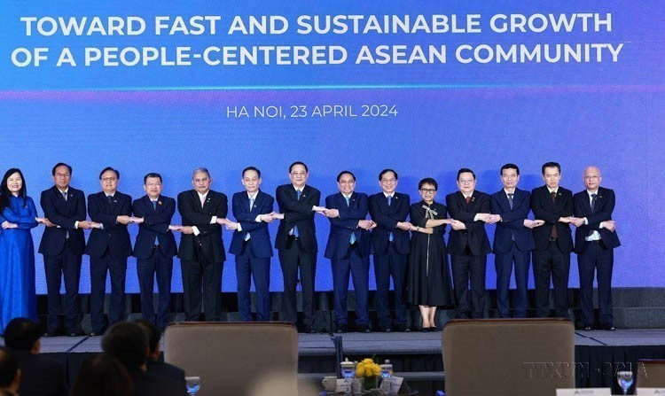 Following two successful editions in Hanoi (April 2024 and February 2025), the ASEAN Future Forum (AFF) has become a true platform by and for ASEAN, affirming Vietnam’s leadership in shaping strategic vision for the region. In photo: Prime Minister Pham Minh Chinh at AFF 2024. (Photo: VNA)