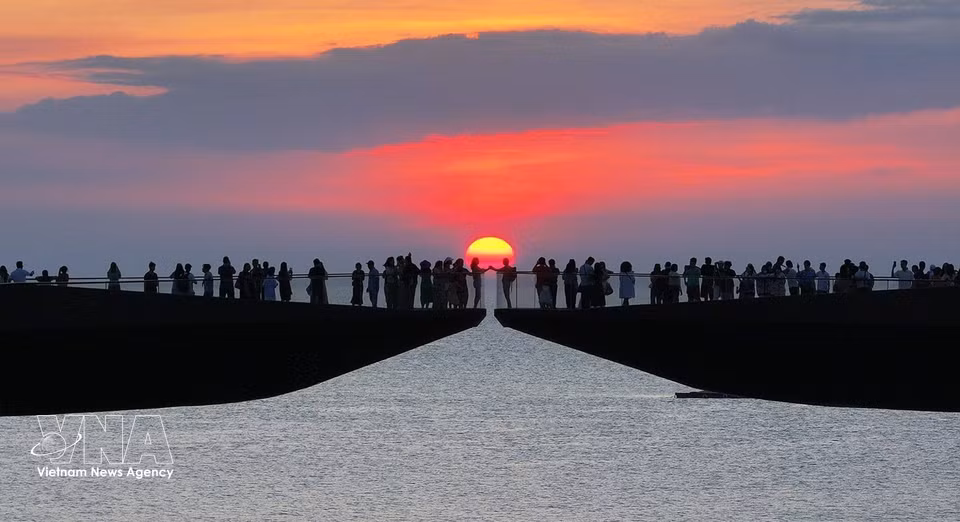Kiss Bridge, Phu Quoc special zone,