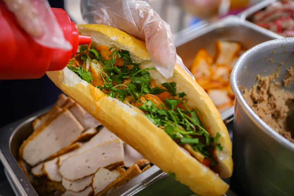 More than 130 years after its introduction from France and through numerous variations, Vietnamese banh mi continues to preserve its distinctive culinary identity. (Photo: Vietnam+)