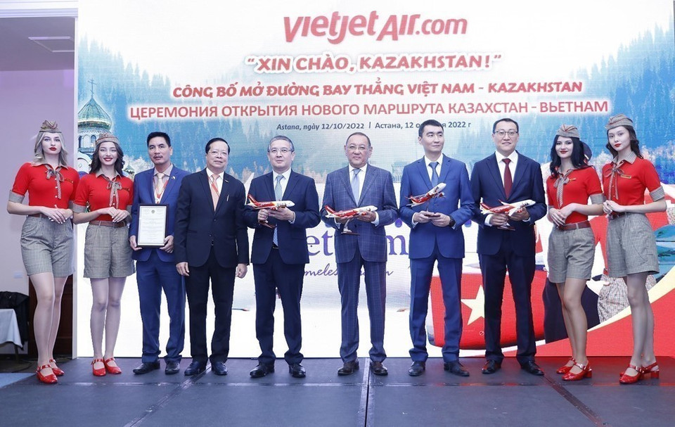 VietJet Air announces the launch of direct flights between Vietnam and Kazakhstan (Astana, October 12, 2022). (Photo: VNA)