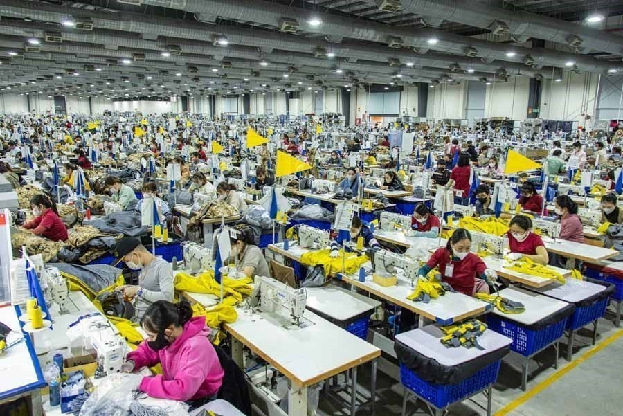 Vietnam’s key exports to Kazakhstan include fruits and vegetables, cashew nuts, footwear, textiles and garments, and electronic products with components. (Photo: VNA)
