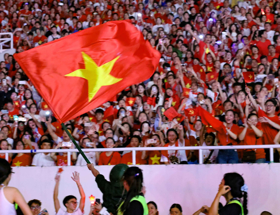 Large audience attends the programme. (Photo: VNA)