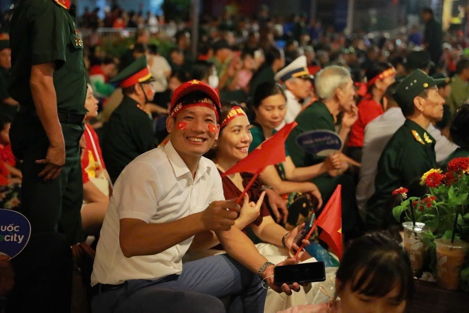 The atmosphere of pride and anticipation spreads across the capital as people gather for the 80th National Day parade.
