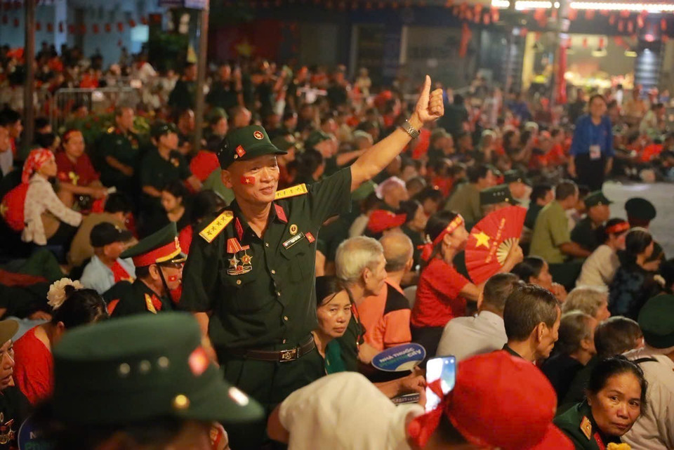 The atmosphere of pride and anticipation spreads across the capital as people gather for the 80th National Day parade.