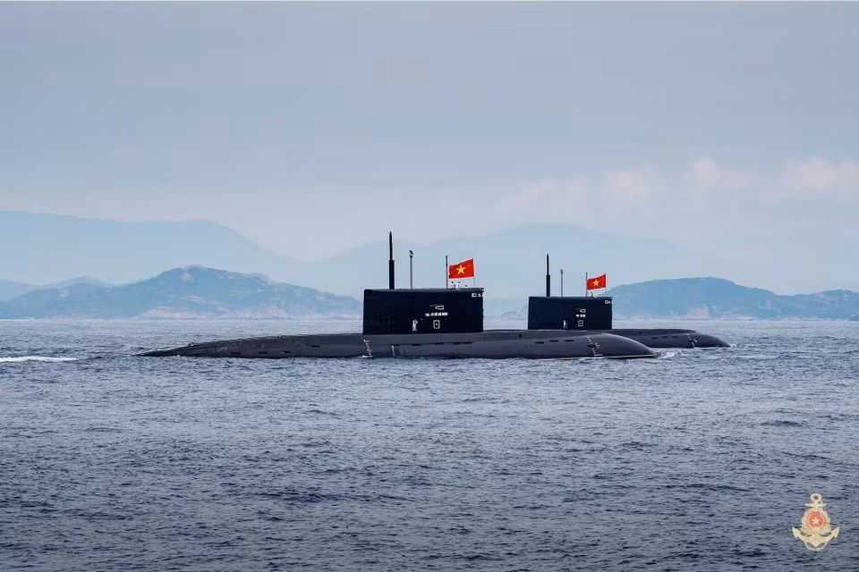 Kilo 636 submarine flotilla takes part in the naval parade. (Photo: Vietnam People’s Navy/VNA)