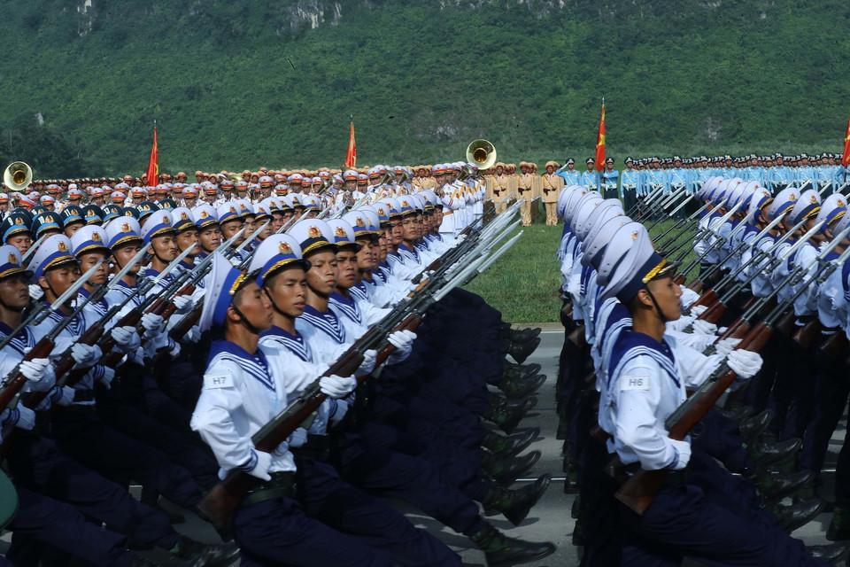 Officers representing the three military services during the rehearsal. (Photo: VNA)