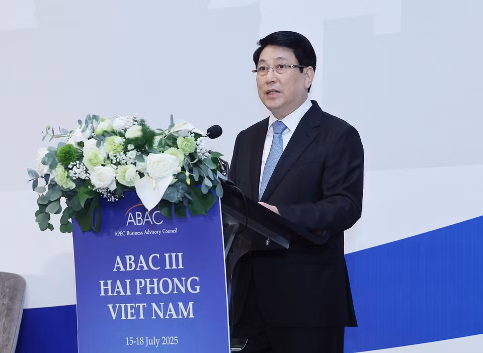 State President Luong Cuong speaks at the opening session of ABAC III. (Photo: VNA)