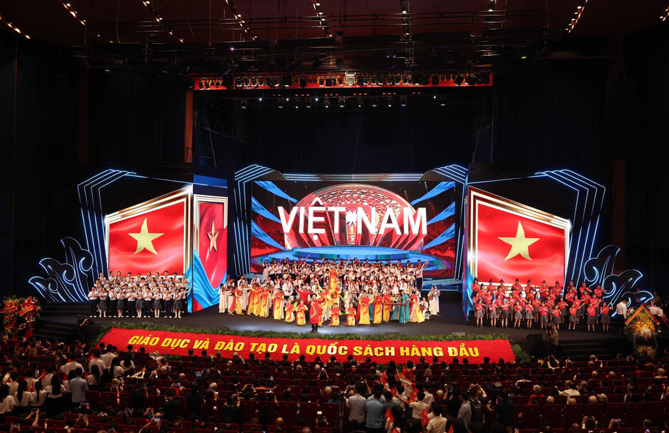 Art performance at the ceremony (Photo: VNA)