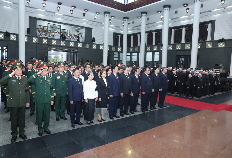 Memorial service for former State President Tran Duc Luong (Photo: VNA)