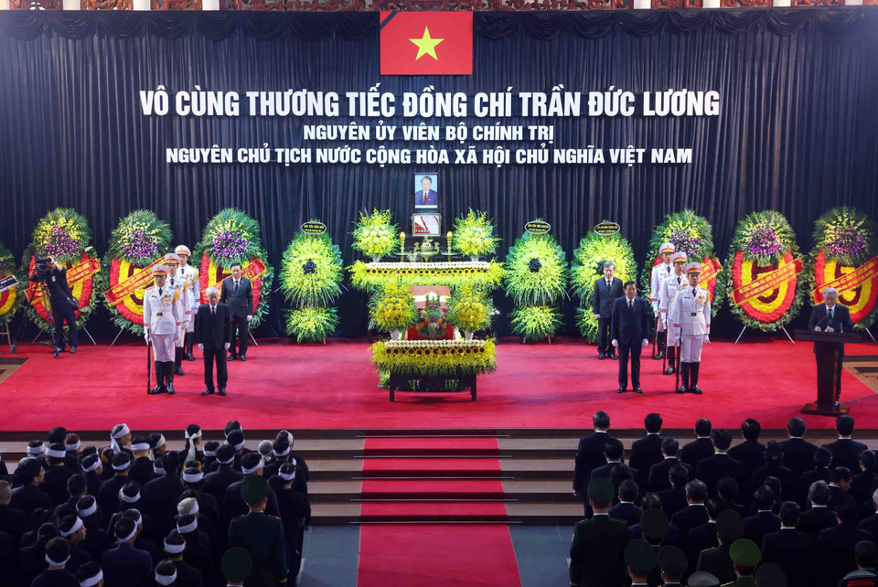 Memorial service for former State President Tran Duc Luong (Photo: VNA)