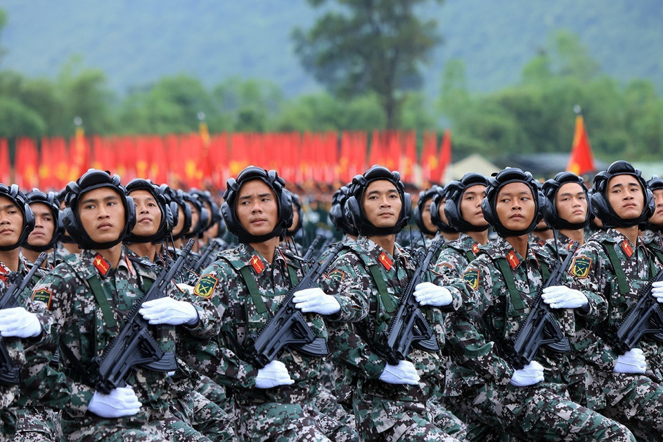 Tank and armoured troops. (Photo: VNA)