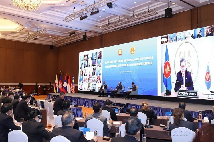 Vietnam has played an important role in shaping ASEAN’s goals and strategic directions. In photo: Prime Minister Pham Minh Chinh speaks at the ASEAN High-level Forum on Sub-regional Cooperation (Hanoi, November 30, 2021). (Photo: VNA)