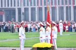 Special flag-raising ceremony marking 50 years of national reunification at Ba Dinh Square