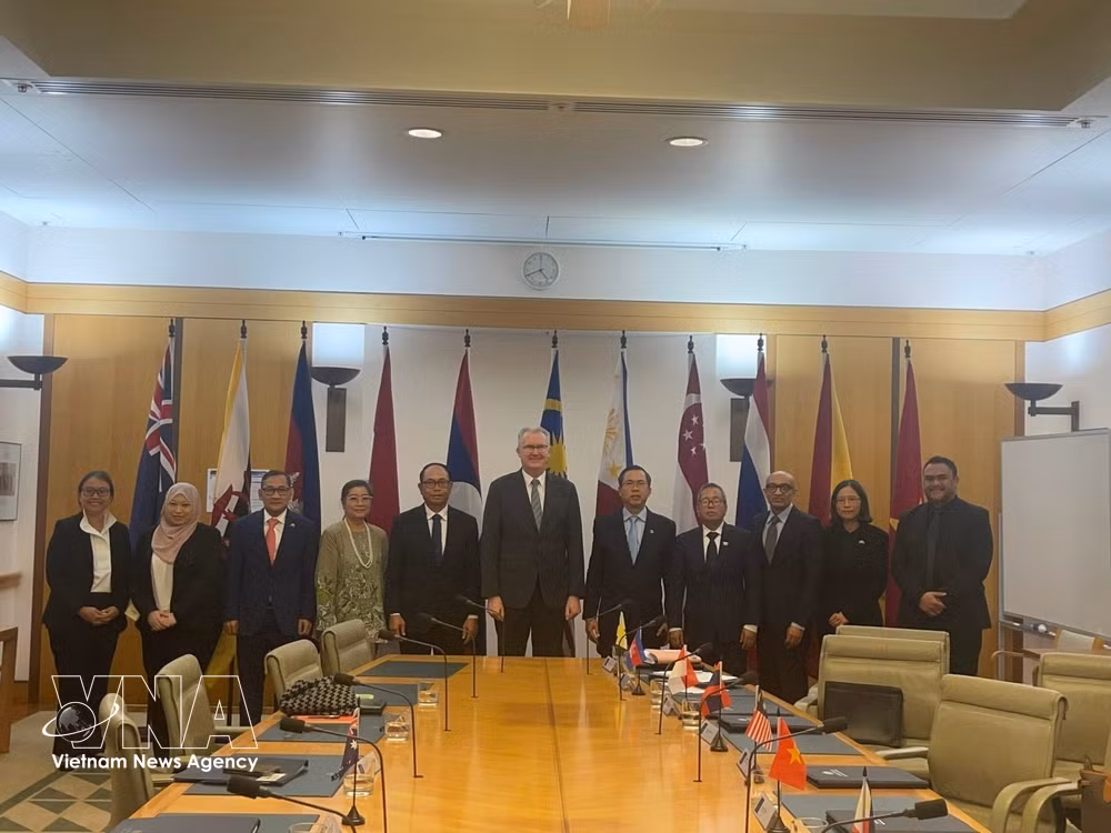 vnanet-australia2.jpg