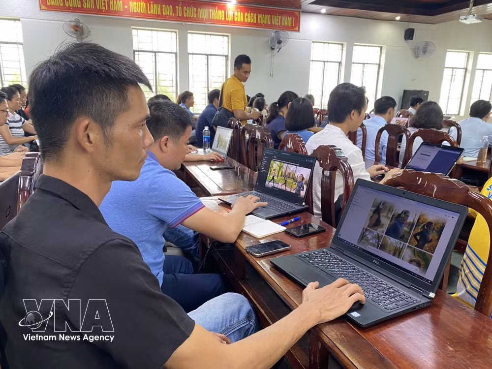 vnanet-potal-dai-hoc-so-ung-dung-ai-mo-duong-doi-moi-giao-duc-dai-hoc-8304021.jpg