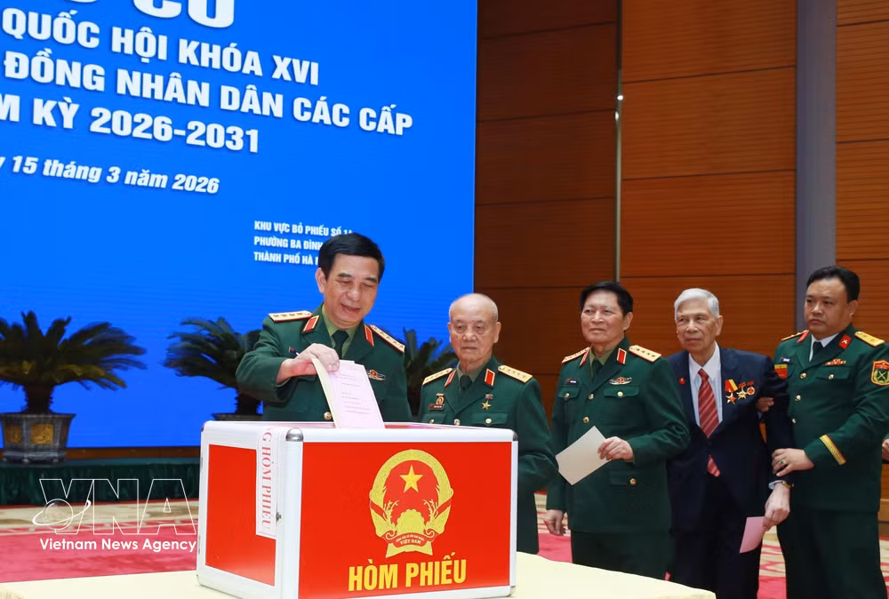 vnanet-bau-cu-tai-khu-vuc-bo-phieu-so-14-phuong-ba-dinh-thanh-pho-ha-noi-bo-quoc-phong-8641811.jpg