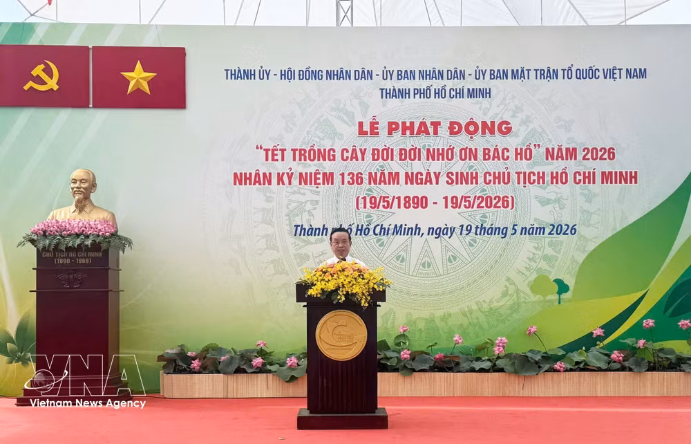 Vice Chairman of the municipal People’s Committee Bui Minh Thanh speaks at the event. (Photo: VNA)