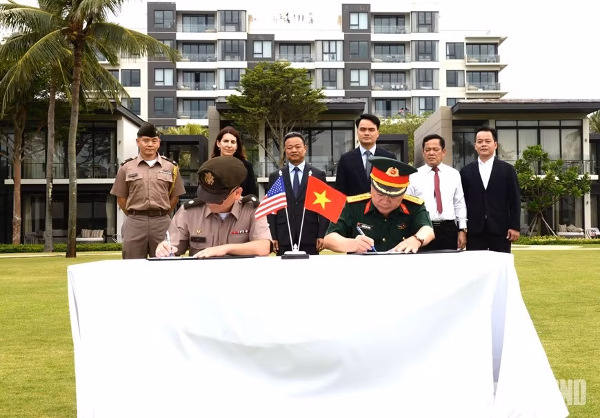 hc3acnh-e1baa3nh-1.jpg