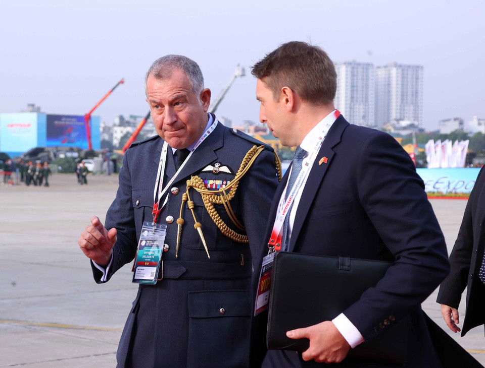 International delegates attend the Vietnam International Defence Expo 2024. Photo: Van Diep/VNA