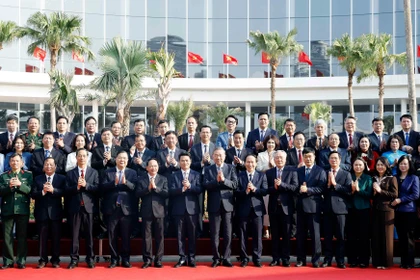 Hai Phong must become modern industrial, seaport hub: Party chief