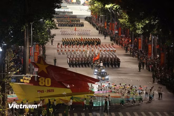 parade-2.jpg