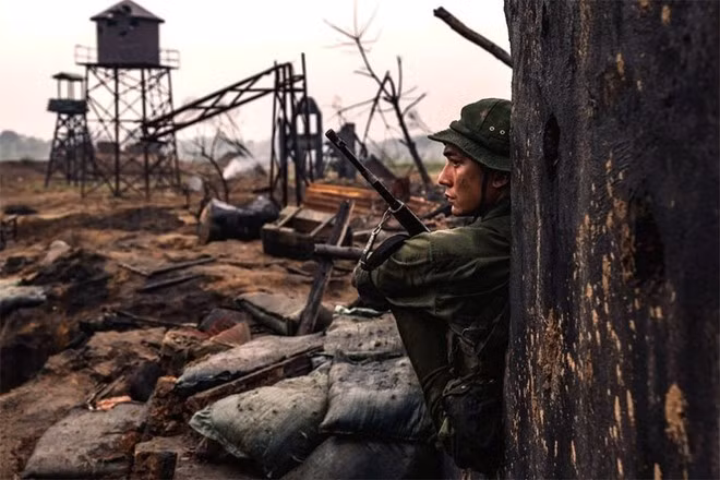 Large film studios with elaborate props and effects of “Mua do” (Red Rain) (Photo: VNA)