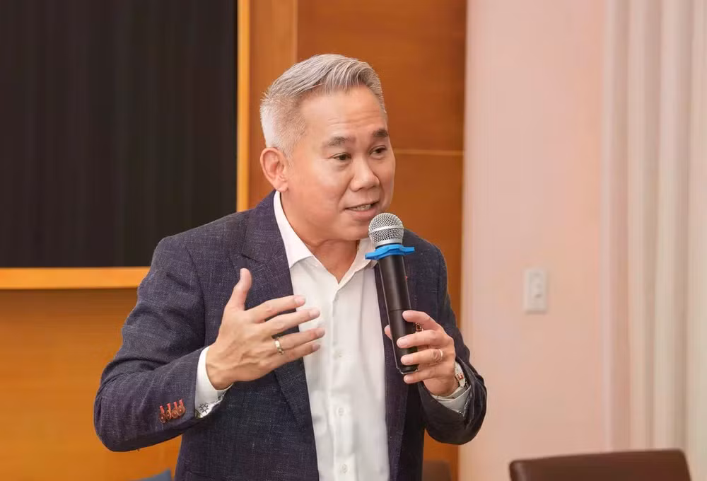 eric-yeo-aws.jpg