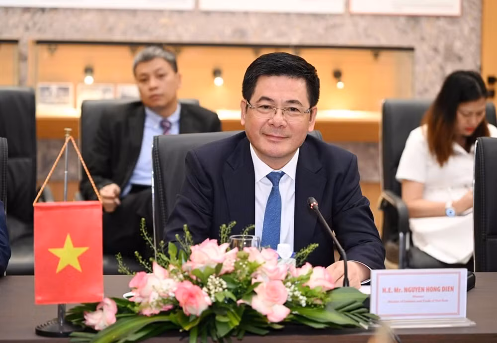hong-dien.jpg